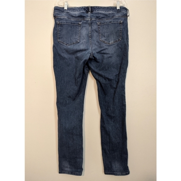 Torrid Boyfriend Medium Wash 12R Skinny Jeans - Picture 3 of 8